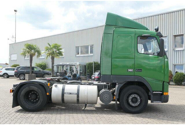 Volvo FH 380/Schalter/Klima/Hydraulik - Xe đầu kéo: hình 2 Volvo FH 380/Schalter/Klima/Hydraulik - Xe đầu kéo: hình 2