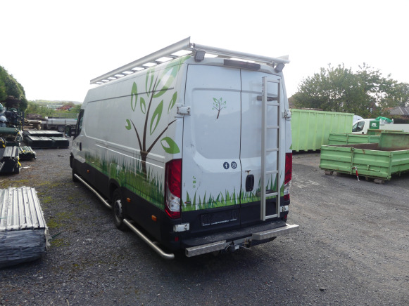 Camionnette Iveco Daily (2016-134.234 km) - Xe van chở hàng: hình 4 Camionnette Iveco Daily (2016-134.234 km) - Xe van chở hàng: hình 4