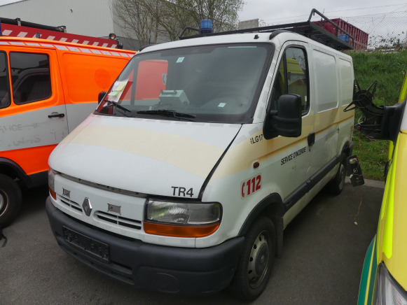 Camionnette Renault (2001-238.004 km) - Xe hơi: hình 1 Camionnette Renault (2001-238.004 km) - Xe hơi: hình 1