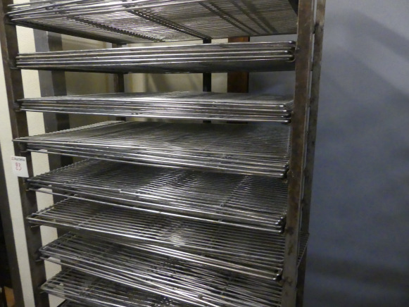 Chariot avec grilles 60x40 cm - Thiết bị làm bánh: hình 5 Chariot avec grilles 60x40 cm - Thiết bị làm bánh: hình 5