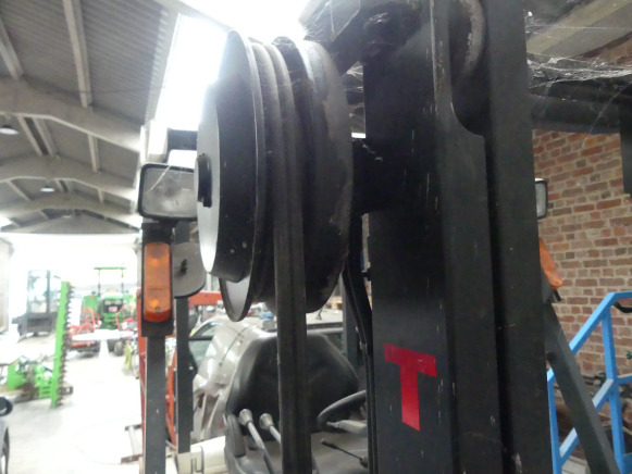 Xe nâng điện Chariot élévateur TCM FB15-6: hình 10