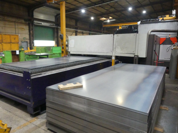 Machine de découpe 4m laser CO² avec refroidisseur et aspiration de fumée Bystronic Bylaser 4400 - Máy gia công kim loại: hình 3 Machine de découpe 4m laser CO² avec refroidisseur et aspiration de fumée Bystronic Bylaser 4400 - Máy gia công kim loại: hình 3