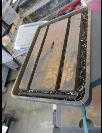 Perceuse à colonne Serrmac NAG16/18 - Máy khoan bàn: hình 5 Perceuse à colonne Serrmac NAG16/18 - Máy khoan bàn: hình 5