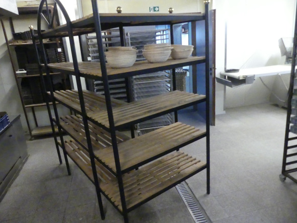 Présentoir à pain en L - Thiết bị làm bánh: hình 3 Présentoir à pain en L - Thiết bị làm bánh: hình 3