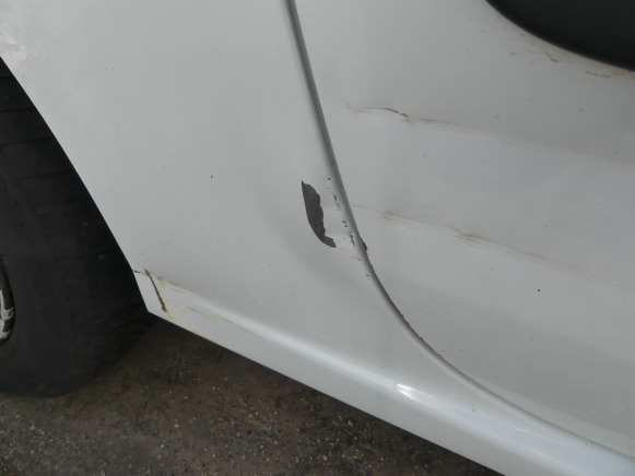 REF:10423 - Voiture Dacia Logan 1.5 DCI break (2012-254.373 km) - Xe tải van: hình 5 REF:10423 - Voiture Dacia Logan 1.5 DCI break (2012-254.373 km) - Xe tải van: hình 5