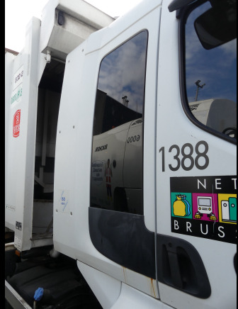 REF:1388 - Camion poubelle Renault Midlum 270DXI (2011-185.032 km) - Xe tải chở rác: hình 4 REF:1388 - Camion poubelle Renault Midlum 270DXI (2011-185.032 km) - Xe tải chở rác: hình 4