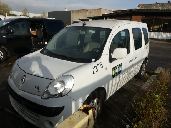 REF:2375 - Voiture Renault Kangoo 1,5 DCI 80 (2011-74.305 km) - Xe hơi: hình 1 REF:2375 - Voiture Renault Kangoo 1,5 DCI 80 (2011-74.305 km) - Xe hơi: hình 1