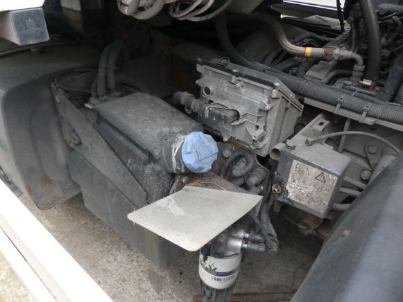 REF:5474 - Camion poubelle Renault Access (VIN: SEG1930BL5BD17874) - Xe tải chở rác: hình 4 REF:5474 - Camion poubelle Renault Access (VIN: SEG1930BL5BD17874) - Xe tải chở rác: hình 4