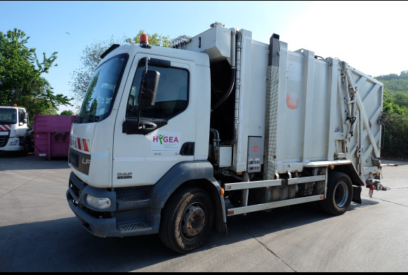Xe tải chở rác REF : 6 - Camion poubelle DAF LF55: hình 1