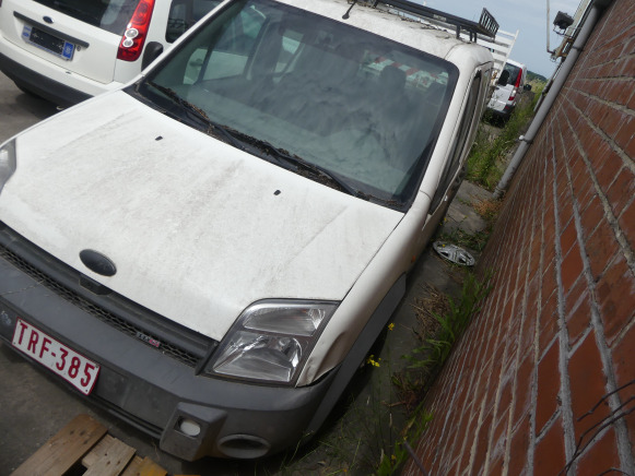 REF:Immatriculé sous : TRF-385 - Voiture Ford Tourneo Connect - Xe tải van: hình 2 REF:Immatriculé sous : TRF-385 - Voiture Ford Tourneo Connect - Xe tải van: hình 2