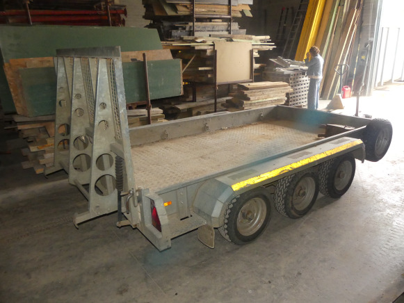 Remorque porte engin triple essieu Nugent Trailers PT126TRI - Rơ moóc để vận chuyển thiết bị: hình 3 Remorque porte engin triple essieu Nugent Trailers PT126TRI - Rơ moóc để vận chuyển thiết bị: hình 3