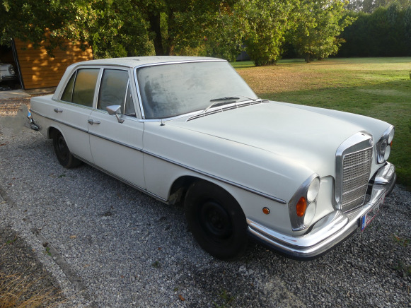 Voiture ancêtre Mercedes-Benz 280S (1972-72.399 km)( Vin: 10801610091315) - Xe hơi: hình 3 Voiture ancêtre Mercedes-Benz 280S (1972-72.399 km)( Vin: 10801610091315) - Xe hơi: hình 3