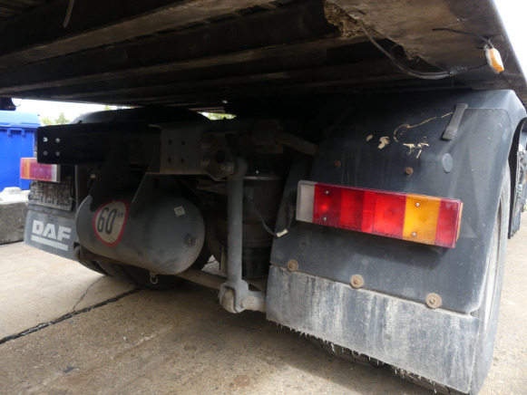 REF:7210 - Tracteur routier DAF FT CF85 (2011-618.412 km) - Xe đầu kéo: hình 4 REF:7210 - Tracteur routier DAF FT CF85 (2011-618.412 km) - Xe đầu kéo: hình 4