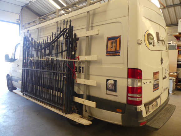 Camionnette Mercedes-Benz Sprinter 311cdi (2007-203.042 km) ( WDP9066351S183611 ) - Xe tải nhỏ: hình 4 Camionnette Mercedes-Benz Sprinter 311cdi (2007-203.042 km) ( WDP9066351S183611 ) - Xe tải nhỏ: hình 4