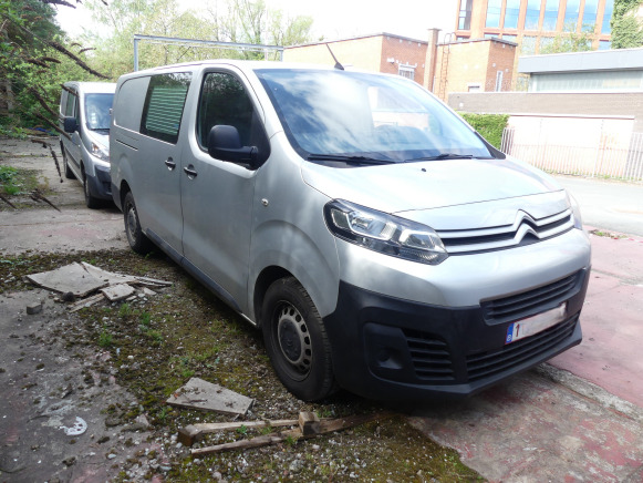 REF:1-RGT-760 - Camionnette Citroen Jumpy (2016-86.466 km) - Numéro de châssis : VF7VFAHKHGZ075543 - Xe tải nhỏ: hình 1 REF:1-RGT-760 - Camionnette Citroen Jumpy (2016-86.466 km) - Numéro de châssis : VF7VFAHKHGZ075543 - Xe tải nhỏ: hình 1