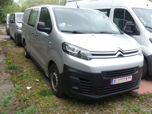 REF:1-SJF-161 - Camionnette utilitaire Citroen Jumpy (2017-192.000 km) - Numéro de châssis : VF7VFAHHWHZ033804 - Xe tải nhỏ: hình 1 REF:1-SJF-161 - Camionnette utilitaire Citroen Jumpy (2017-192.000 km) - Numéro de châssis : VF7VFAHHWHZ033804 - Xe tải nhỏ: hình 1