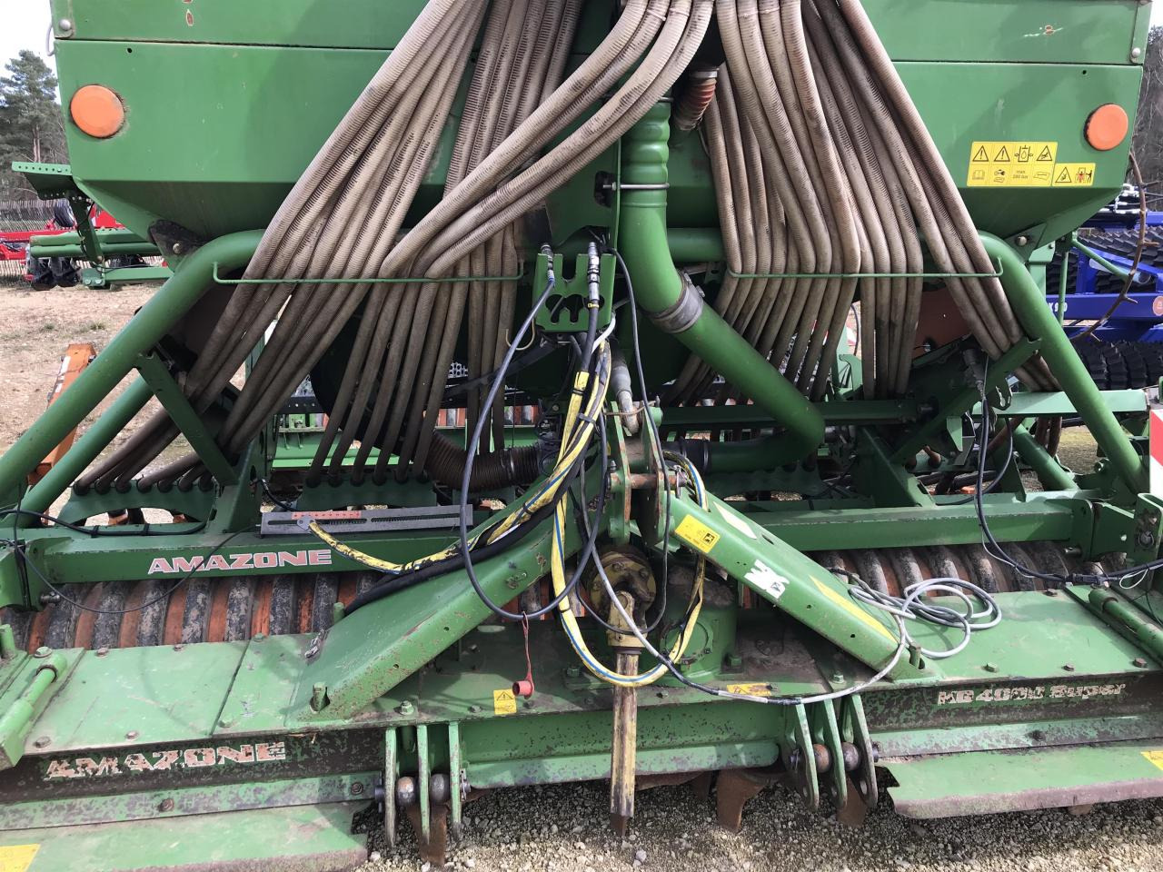 Amazone AD-P Super und KG4000 - Máy gieo hạt: hình 3 Amazone AD-P Super und KG4000 - Máy gieo hạt: hình 3