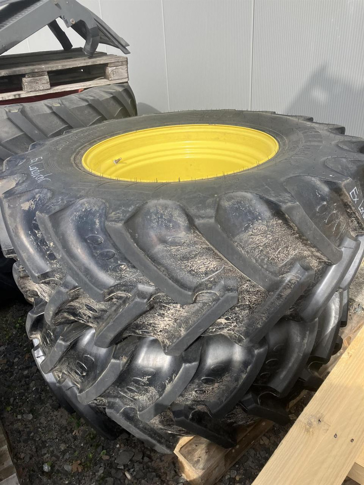 BKT 460/85R30 - Lốp cho Máy móc nông nghiệp: hình 1 BKT 460/85R30 - Lốp cho Máy móc nông nghiệp: hình 1
