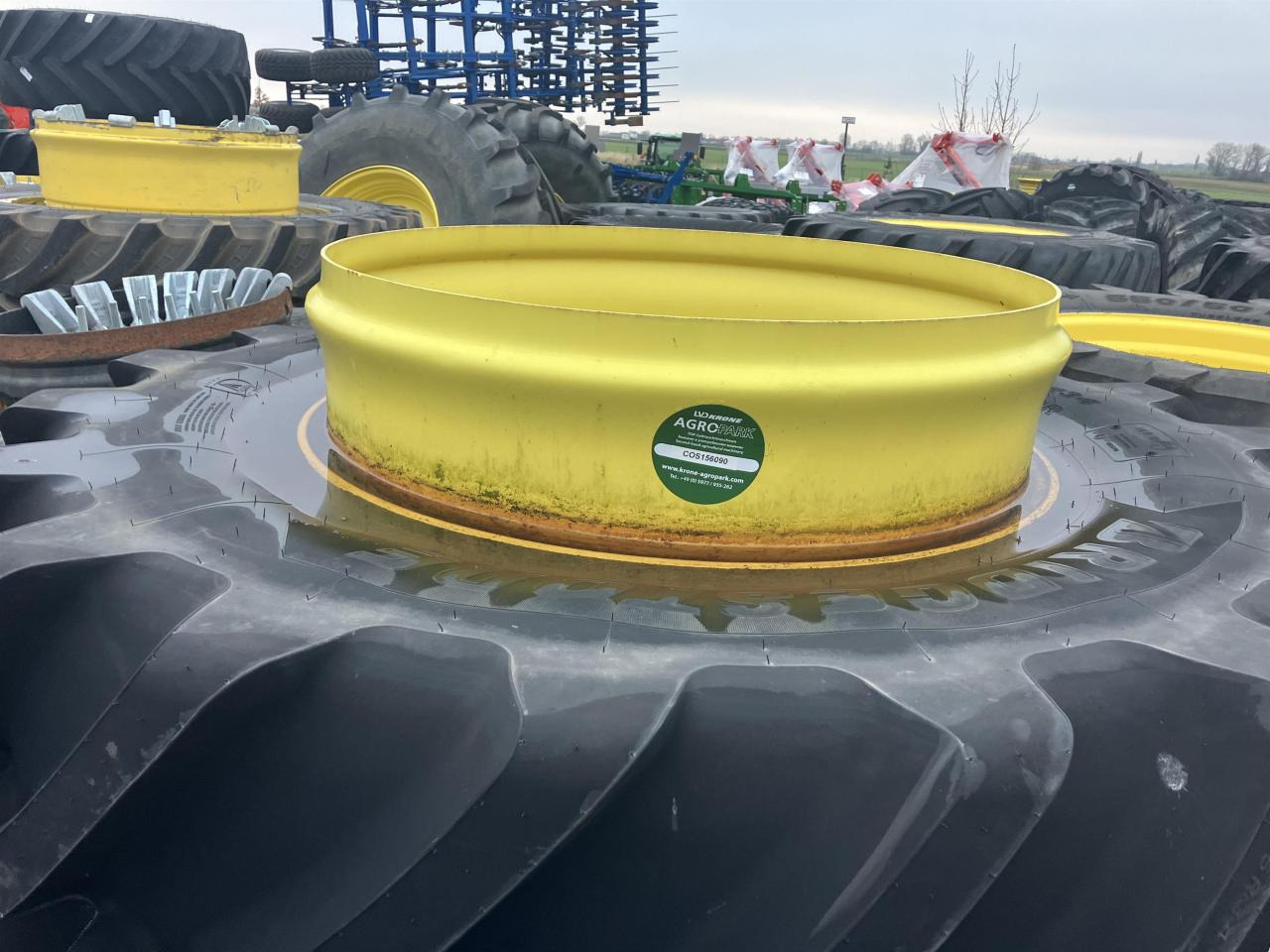 Bridgestone 600/65R34 - Lốp cho Máy móc nông nghiệp: hình 2 Bridgestone 600/65R34 - Lốp cho Máy móc nông nghiệp: hình 2