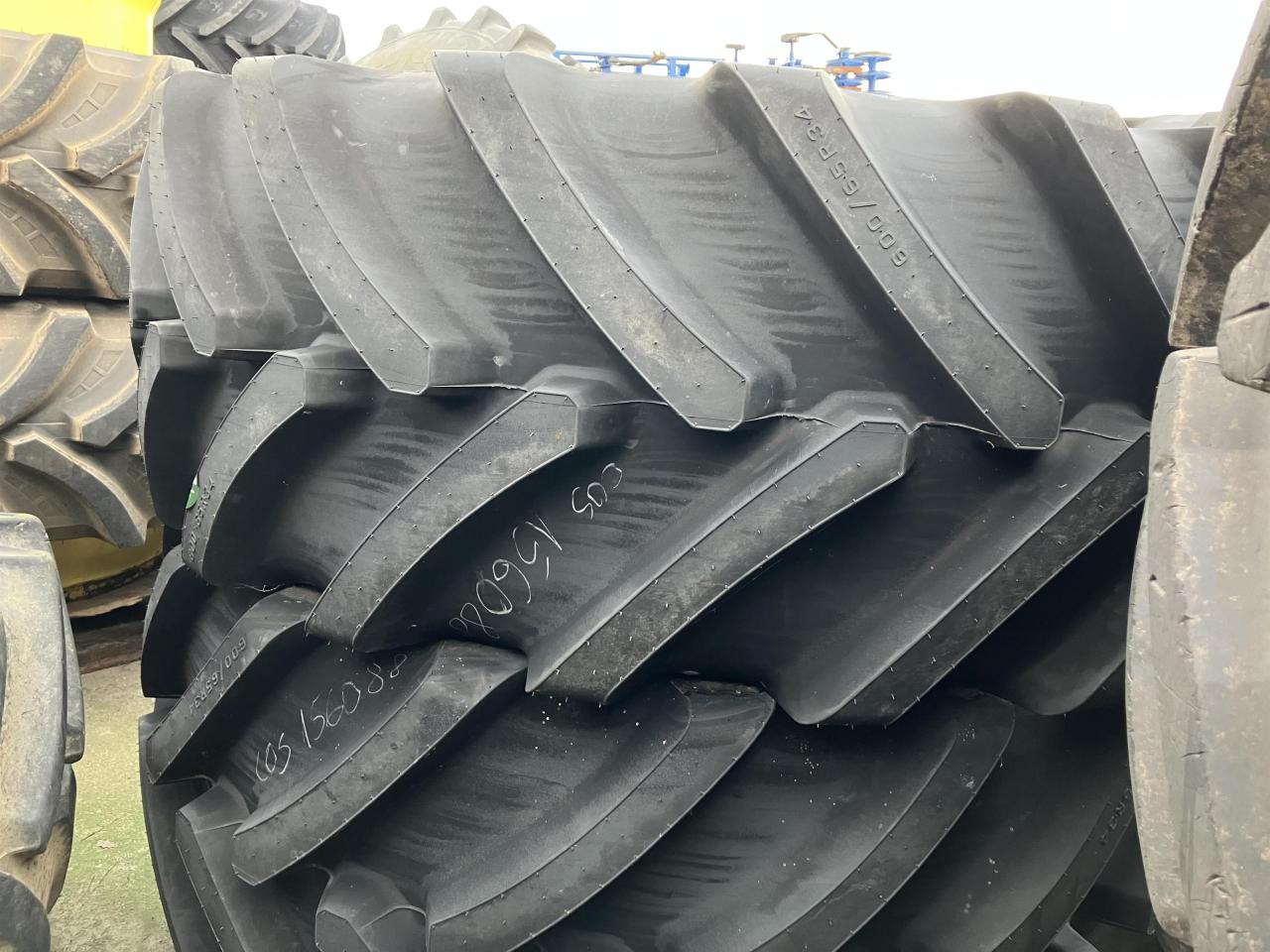 Bridgestone 600/65R34 - Lốp cho Máy móc nông nghiệp: hình 1 Bridgestone 600/65R34 - Lốp cho Máy móc nông nghiệp: hình 1