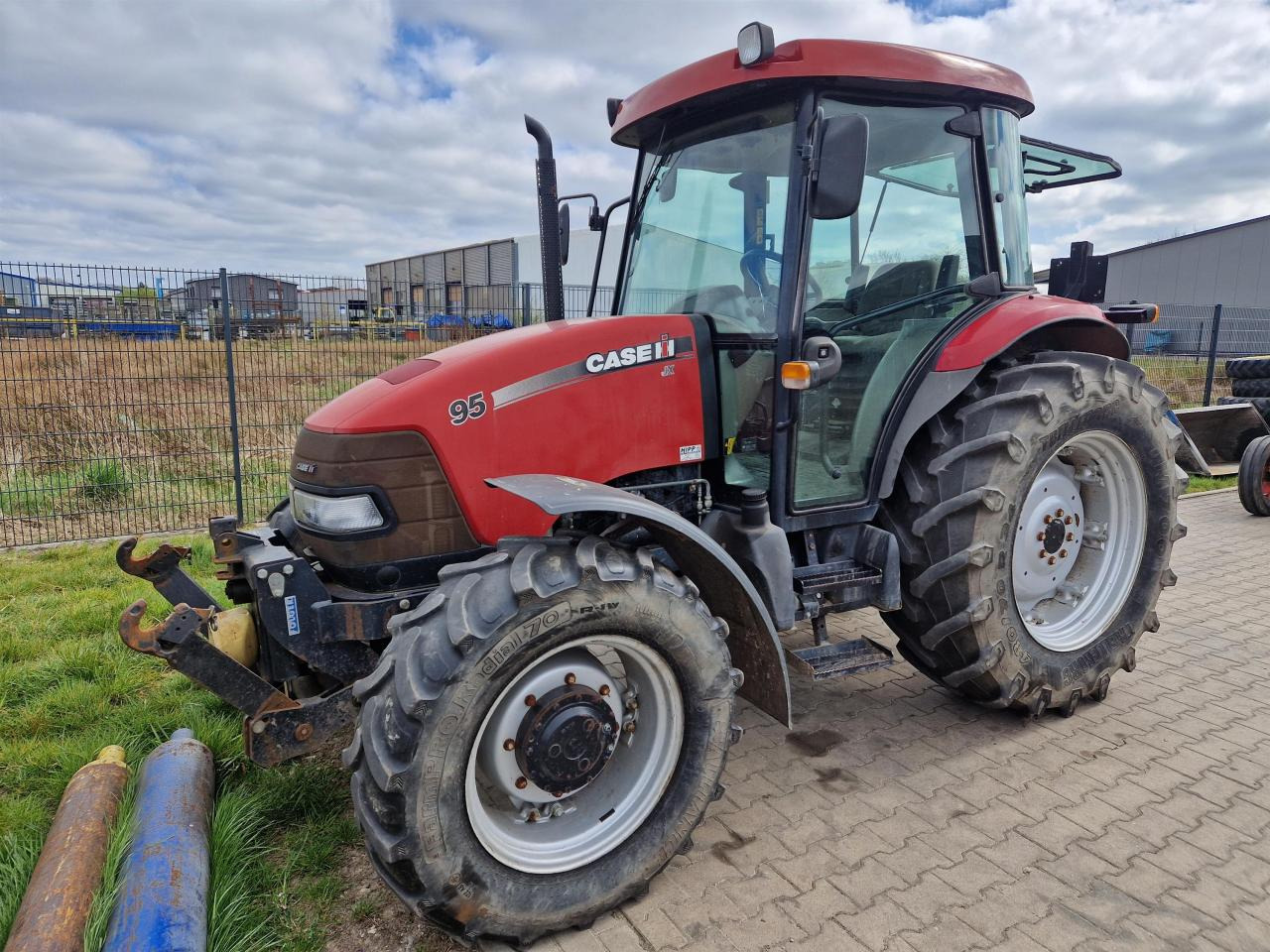 Case-IH JX 95 - Máy cày: hình 1 Case-IH JX 95 - Máy cày: hình 1