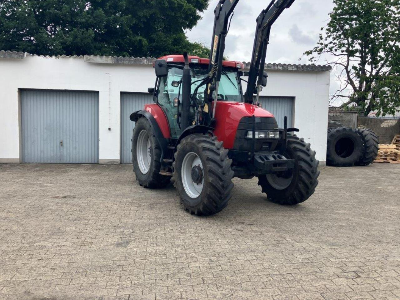 Case-IH MXU 110 - Máy cày: hình 2 Case-IH MXU 110 - Máy cày: hình 2