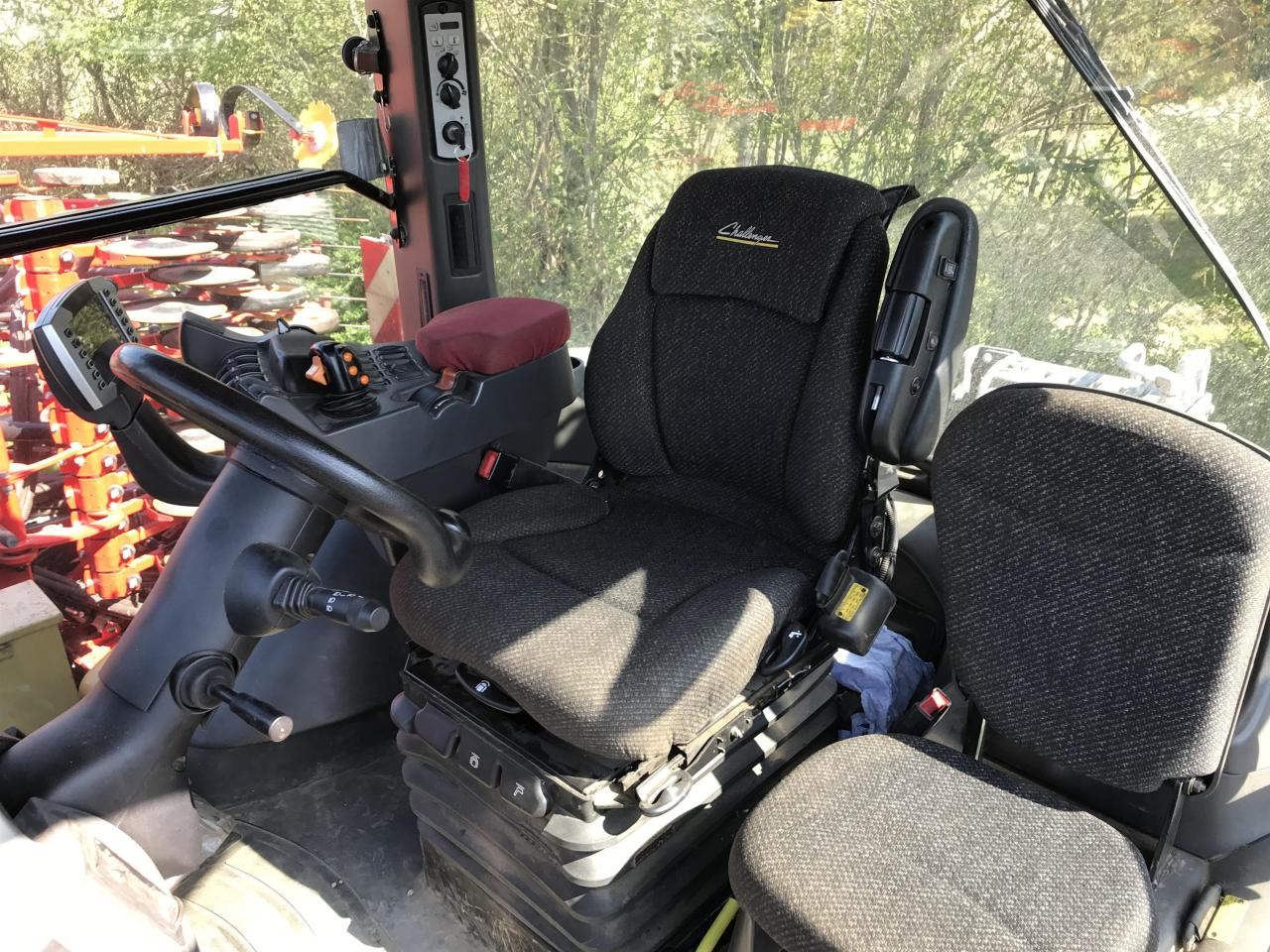 Máy cày bánh xích Challenger MT865E: hình 10