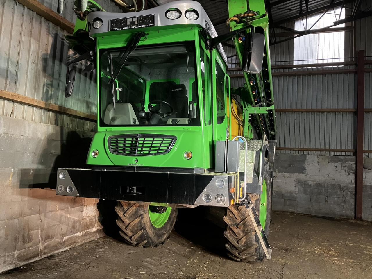 Dammann DT 2500H - Máy xịt kéo: hình 2 Dammann DT 2500H - Máy xịt kéo: hình 2