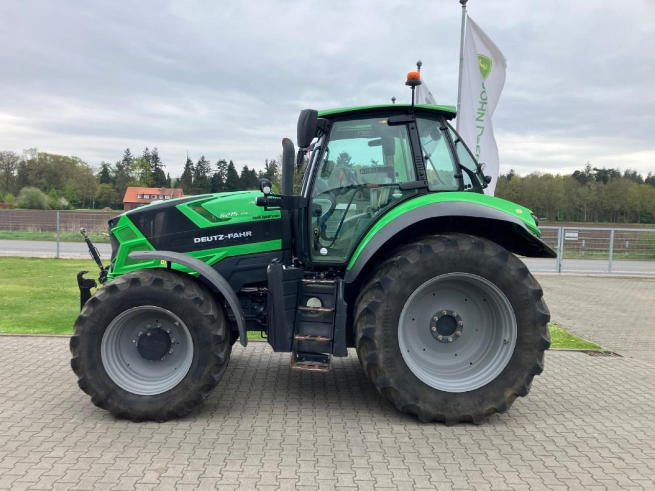 Deutz-Fahr 6215 TTV - Máy cày: hình 2 Deutz-Fahr 6215 TTV - Máy cày: hình 2