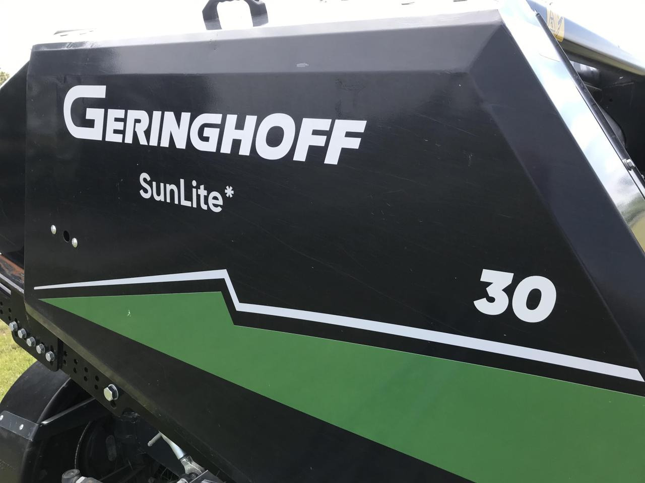 Geringhoff SunLite SL 30 - Đính kèm máy gặt đập thức ăn gia súc: hình 1 Geringhoff SunLite SL 30 - Đính kèm máy gặt đập thức ăn gia súc: hình 1
