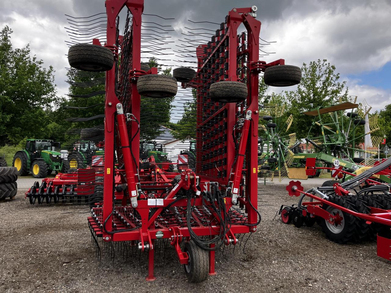 Horsch Cura 12 ST - Thiết bị xới đất: hình 2 Horsch Cura 12 ST - Thiết bị xới đất: hình 2