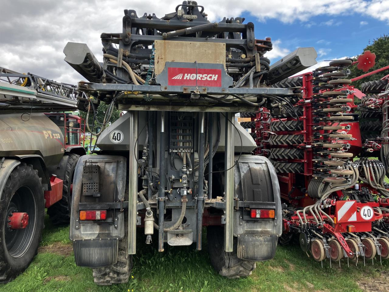 Horsch PT 270 - Máy xịt kéo: hình 4 Horsch PT 270 - Máy xịt kéo: hình 4