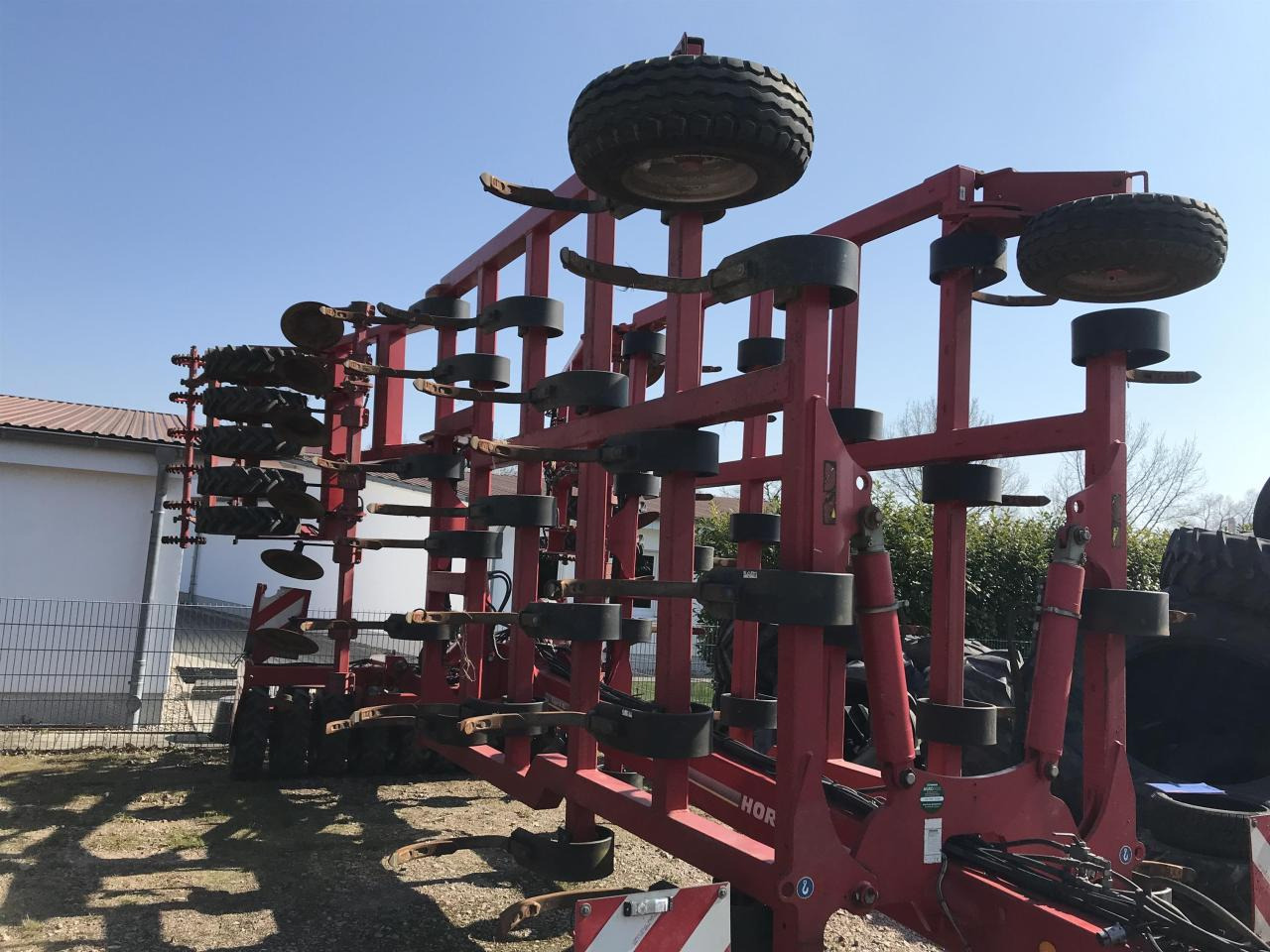 Horsch Tiger 6XL - Máy trồng trọt: hình 3 Horsch Tiger 6XL - Máy trồng trọt: hình 3
