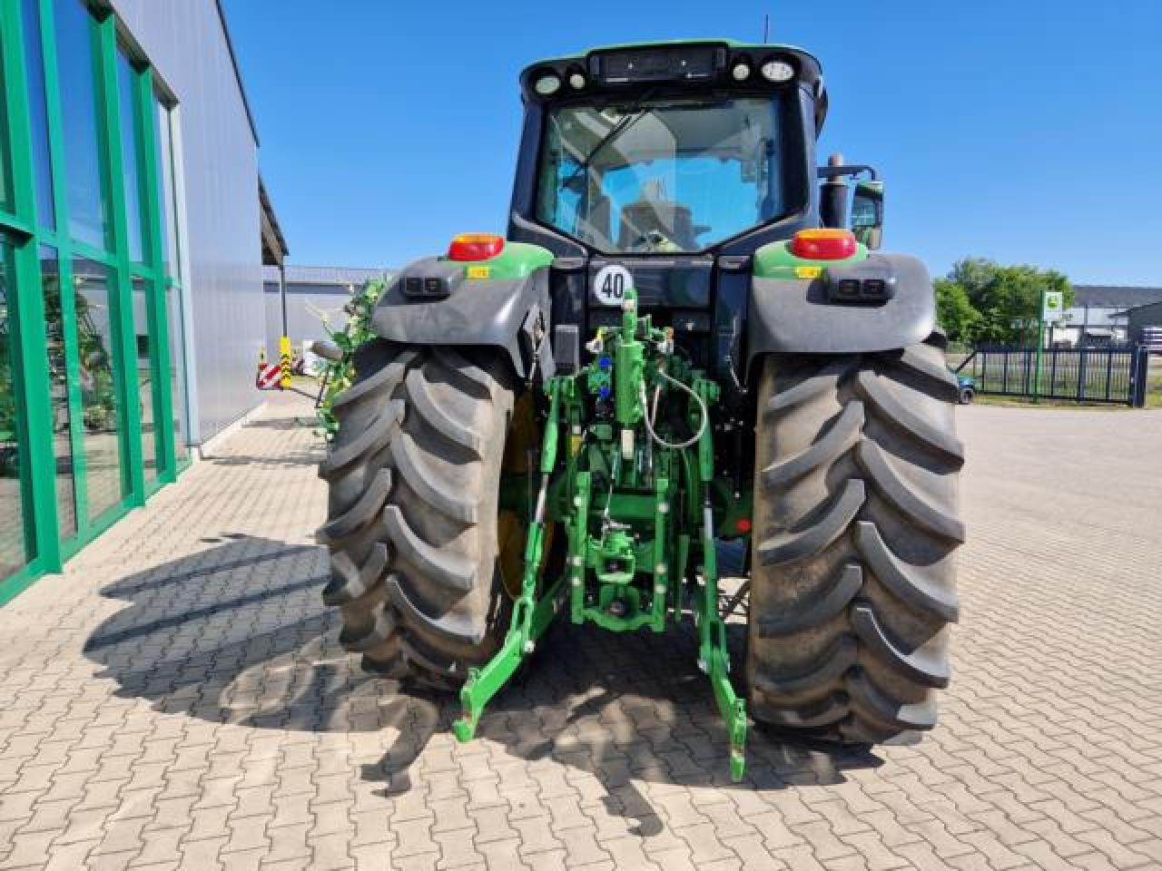 John Deere 6195M - Máy cày: hình 5 John Deere 6195M - Máy cày: hình 5