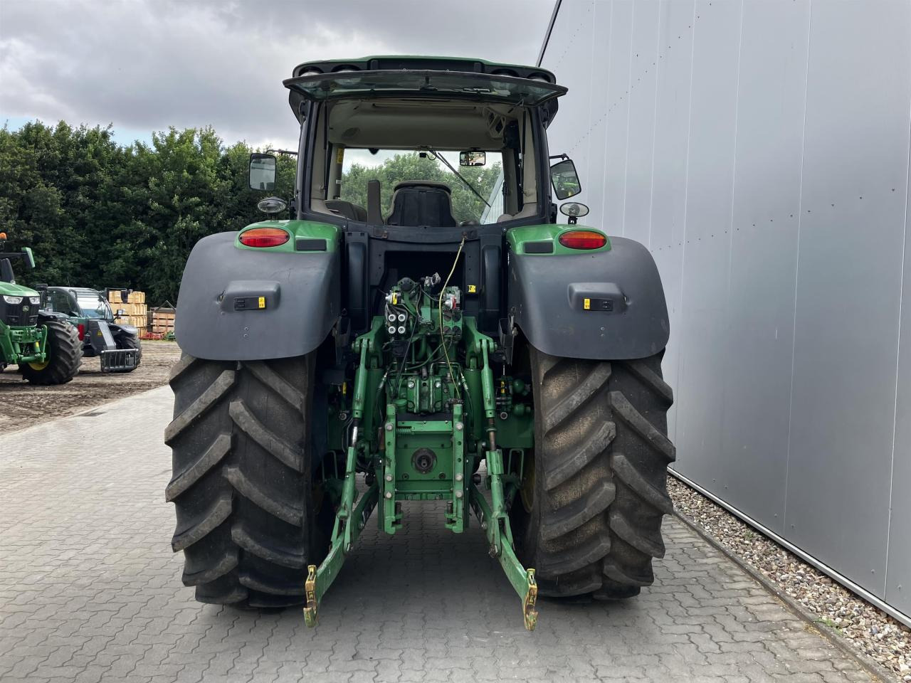 John Deere 6210R - Máy cày: hình 5 John Deere 6210R - Máy cày: hình 5