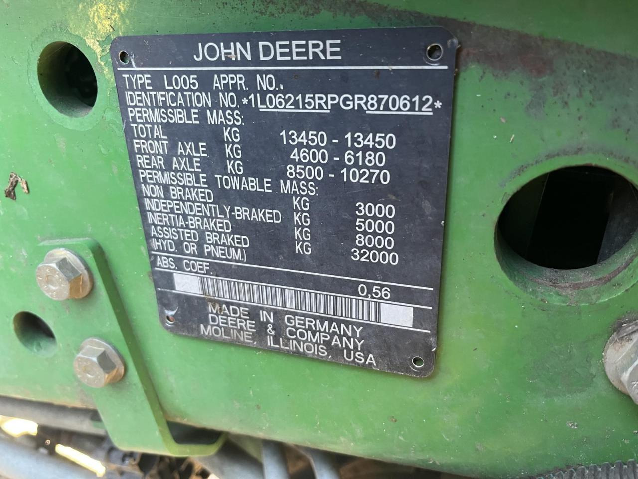 John Deere 6215R - Máy cày: hình 4 John Deere 6215R - Máy cày: hình 4