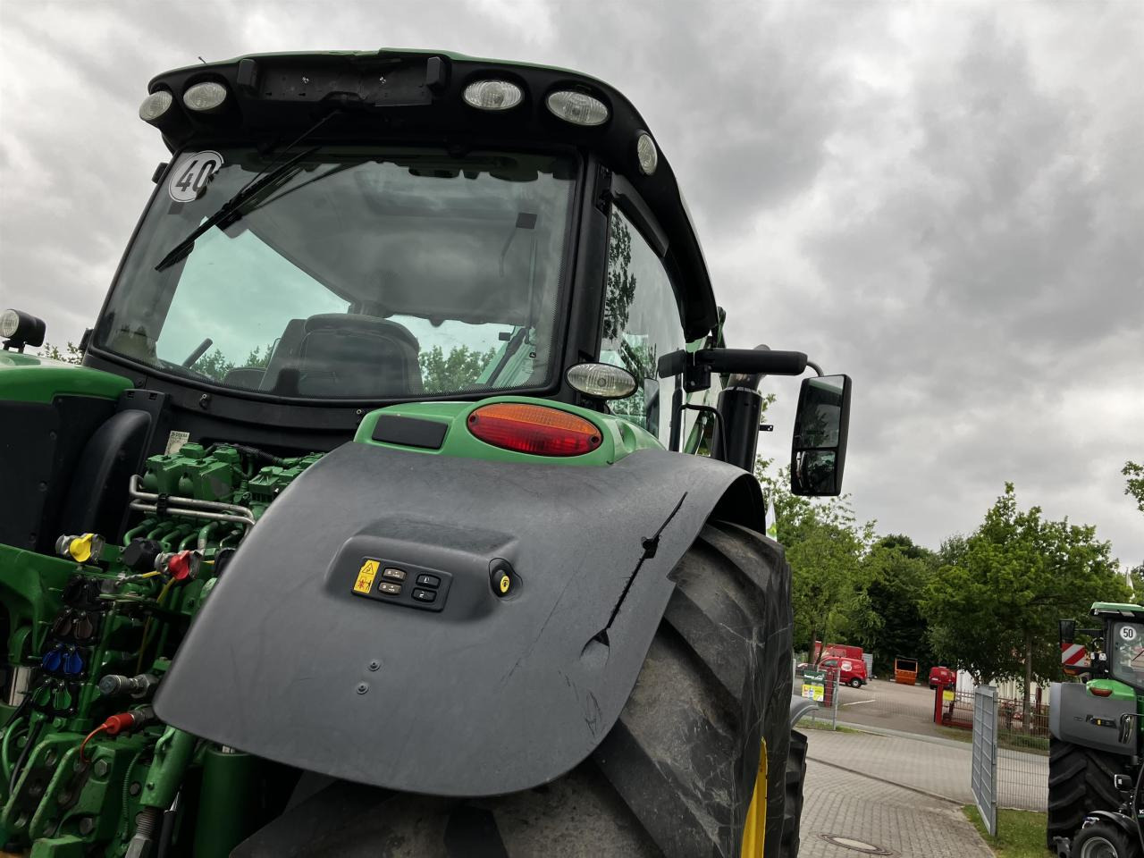 Cho thuê John Deere 6215R John Deere 6215R: hình 12