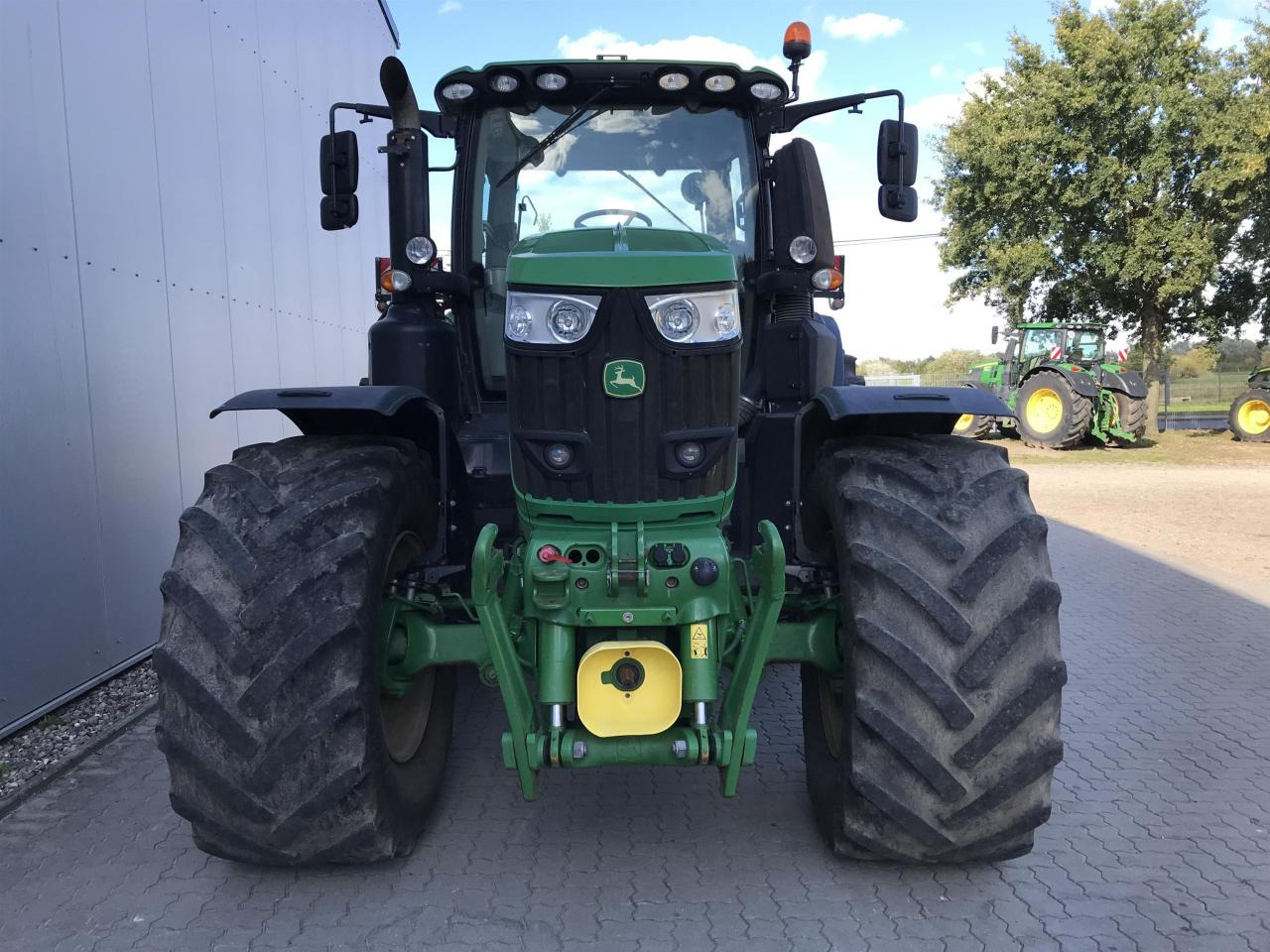 John Deere 6230R - Máy cày: hình 3 John Deere 6230R - Máy cày: hình 3
