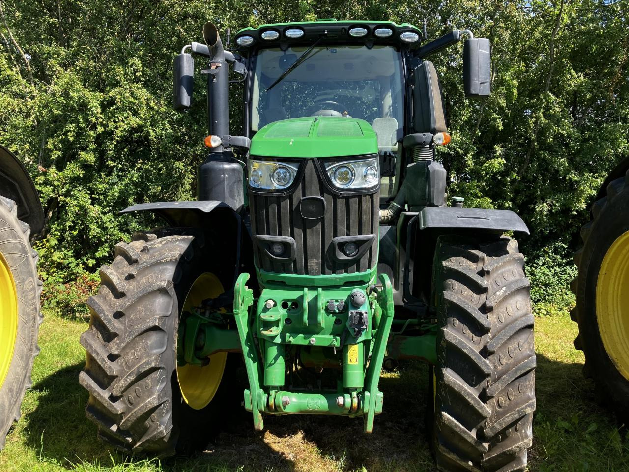 John Deere 6230R - Máy cày: hình 3 John Deere 6230R - Máy cày: hình 3