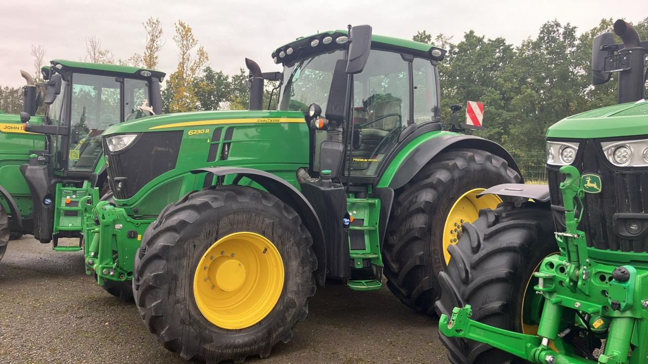 John Deere 6230R - Máy cày: hình 1 John Deere 6230R - Máy cày: hình 1