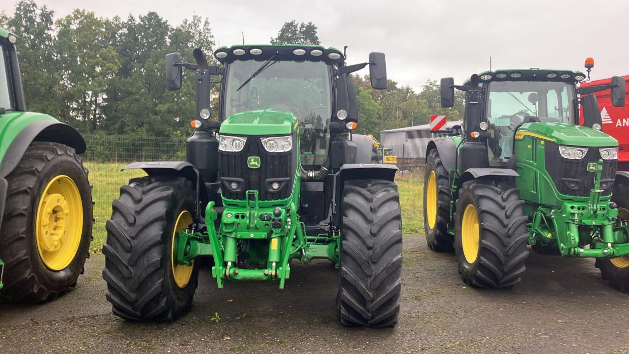 John Deere 6230R - Máy cày: hình 5 John Deere 6230R - Máy cày: hình 5