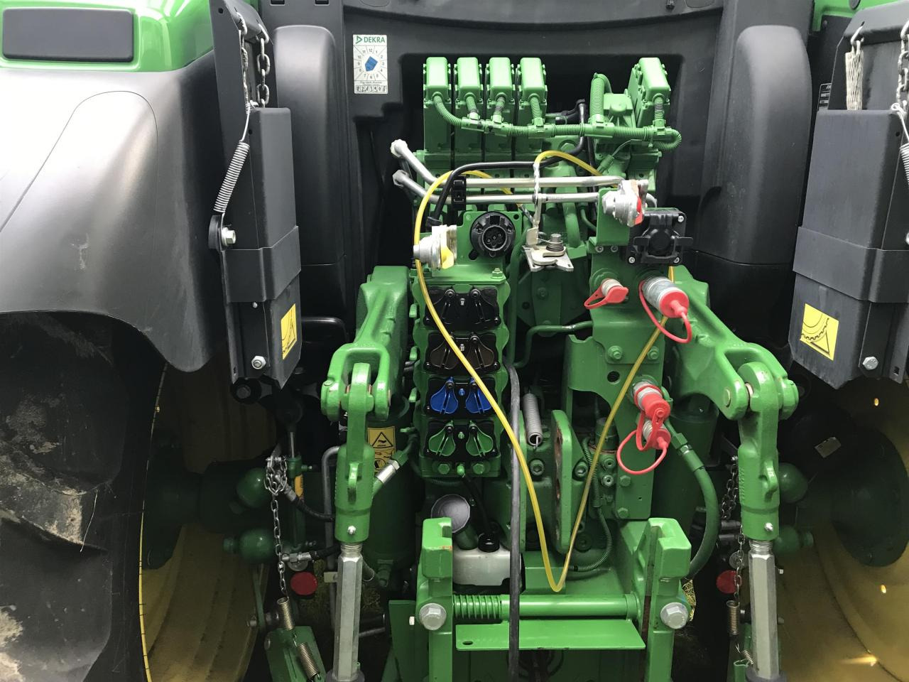 John Deere 6R 140 - Máy cày: hình 4 John Deere 6R 140 - Máy cày: hình 4