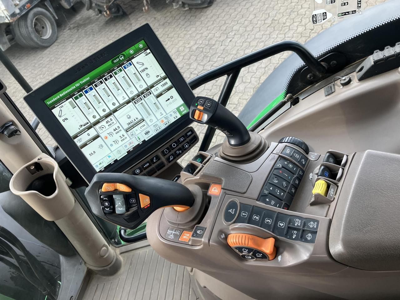 Cho thuê John Deere 6R 155 John Deere 6R 155: hình 7