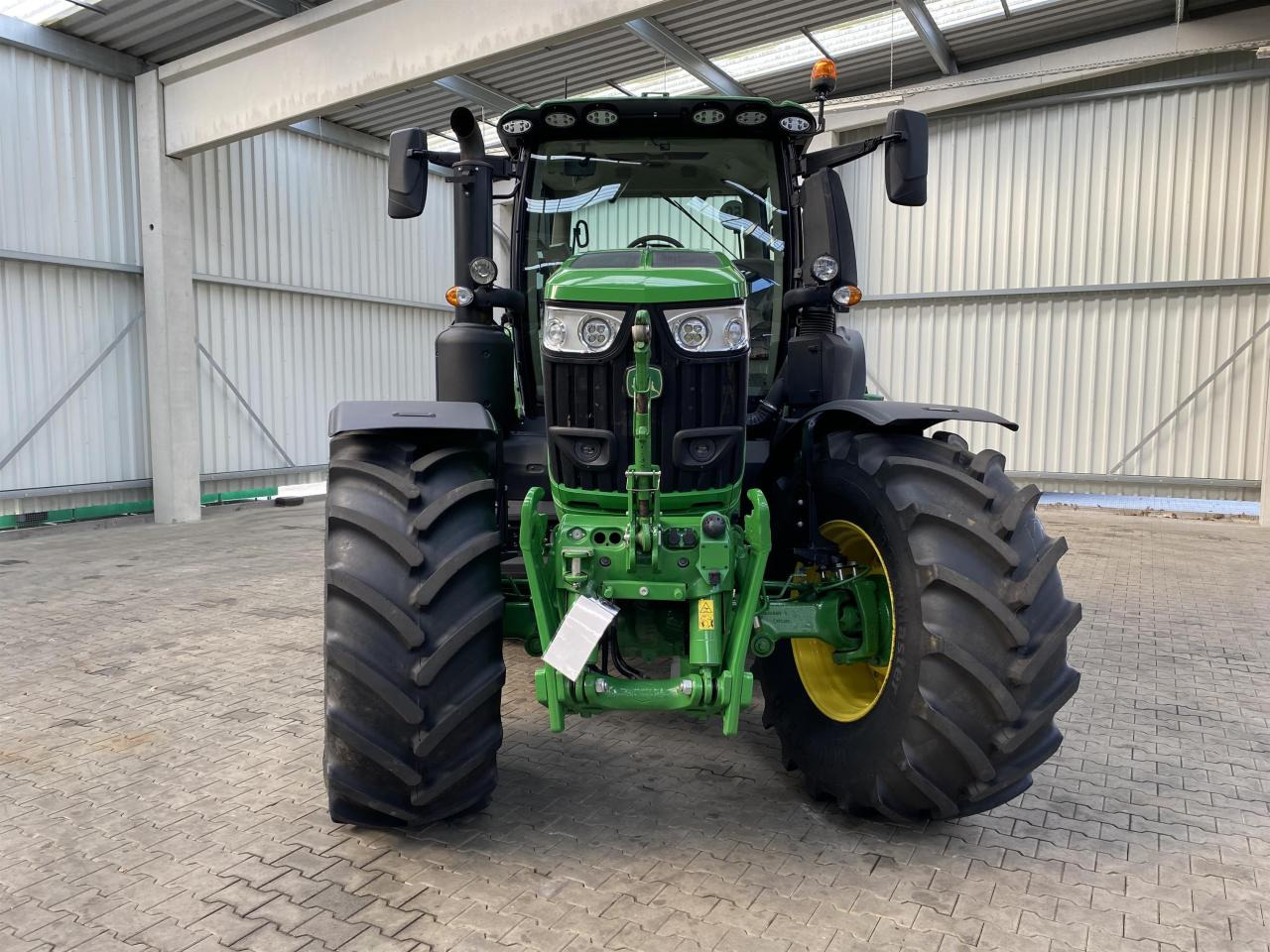 John Deere 6R 230 - Máy cày: hình 5 John Deere 6R 230 - Máy cày: hình 5