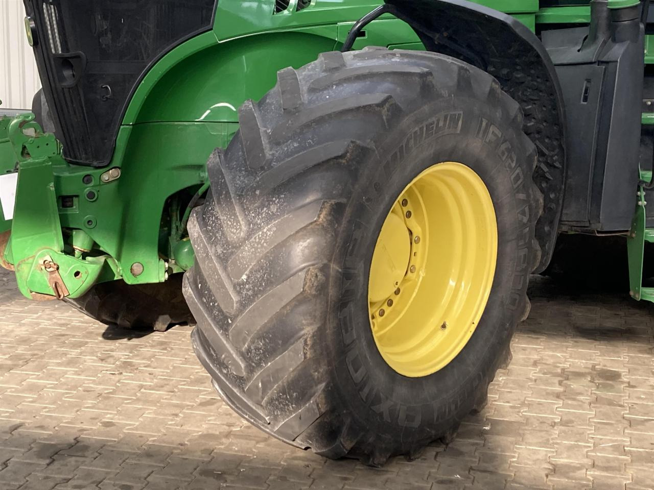 John Deere 7260R - Máy cày: hình 2 John Deere 7260R - Máy cày: hình 2
