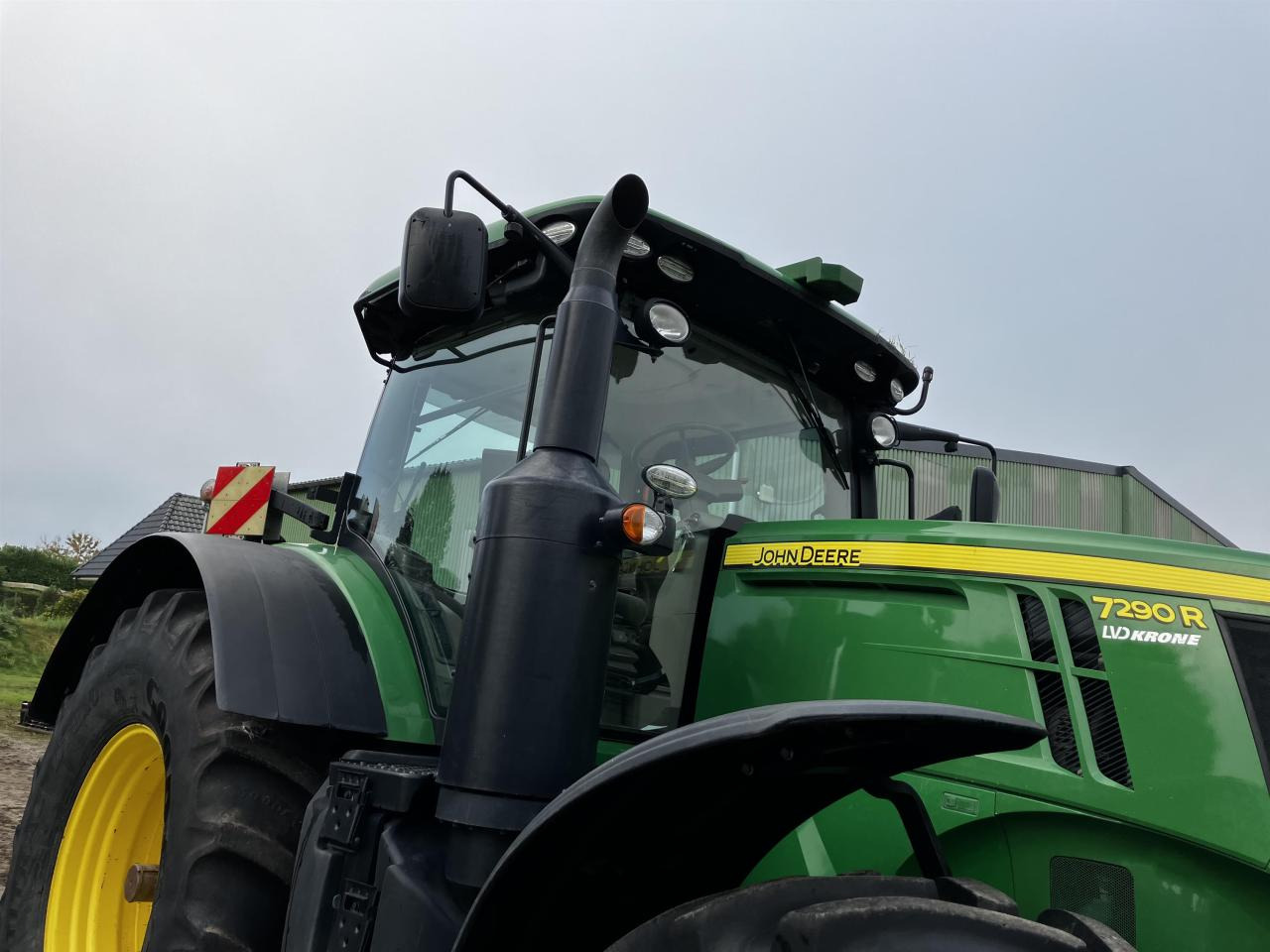 John Deere 7290R - Máy cày: hình 2 John Deere 7290R - Máy cày: hình 2