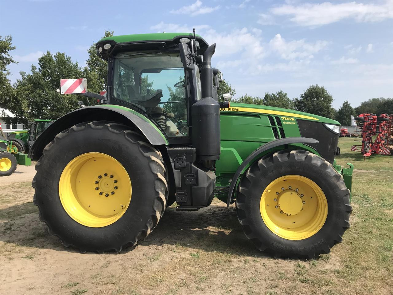 John Deere 7310R - Máy cày: hình 2 John Deere 7310R - Máy cày: hình 2