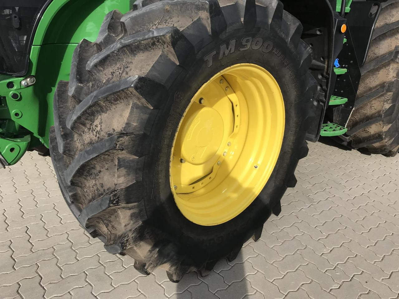 Máy cày John Deere 7R 310: hình 13 Máy cày John Deere 7R 310: hình 13