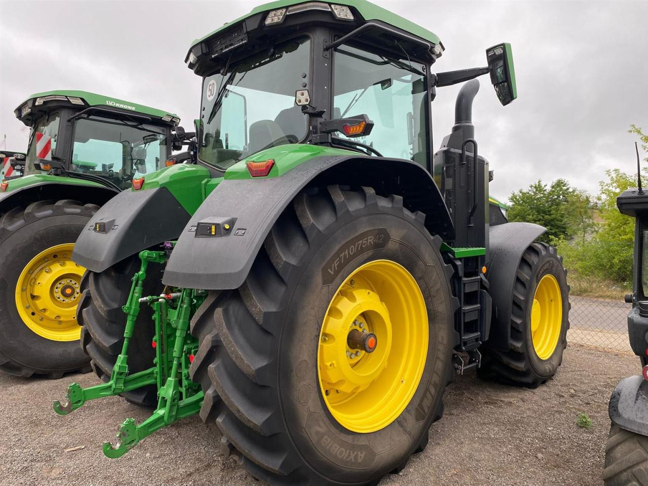 John Deere 7R 310 - Máy cày: hình 4 John Deere 7R 310 - Máy cày: hình 4