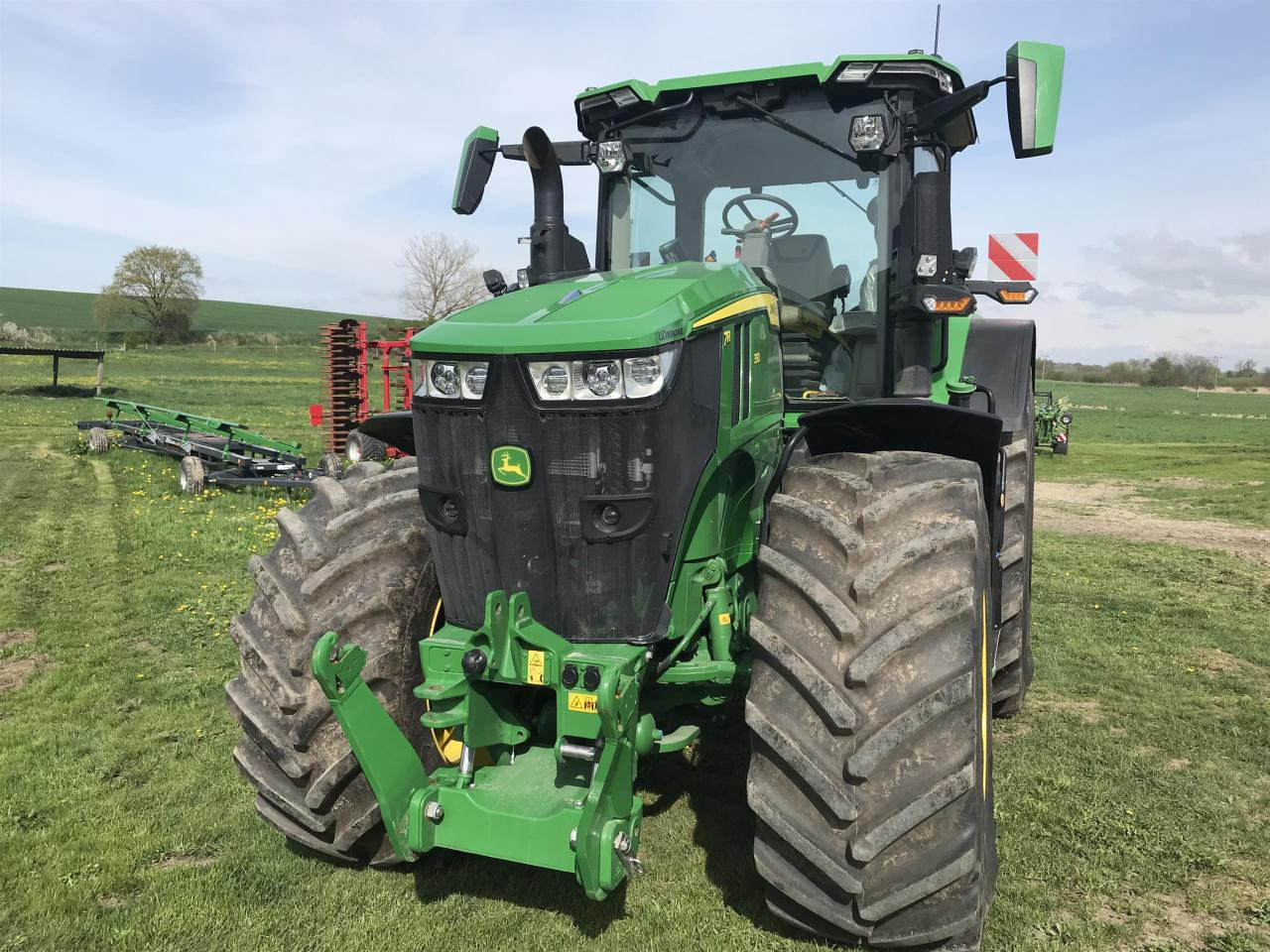 John Deere 7R 350 - Máy cày: hình 3 John Deere 7R 350 - Máy cày: hình 3